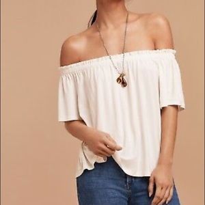 Aritzia off shoulder tee XS